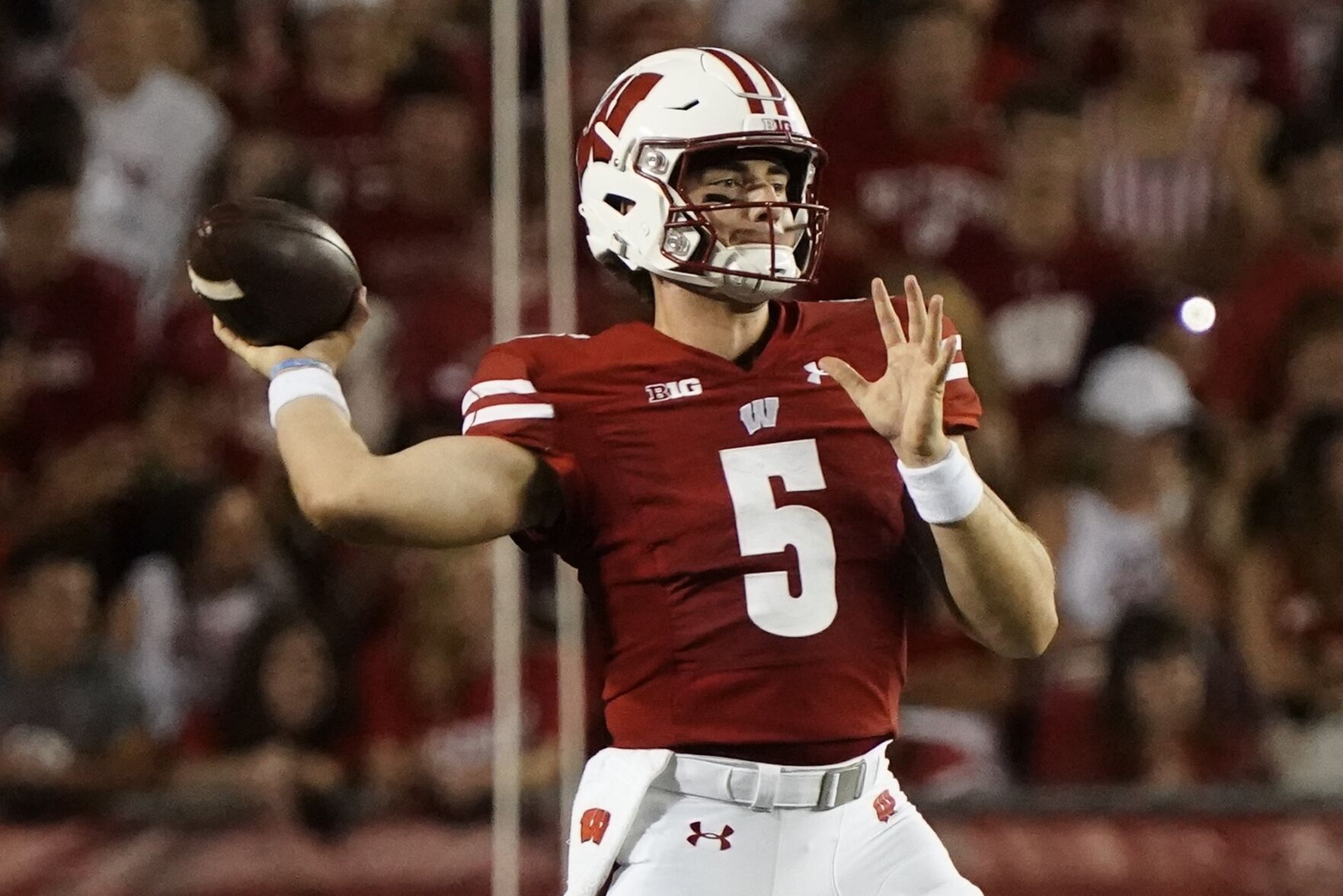 Illinois St Wisconsin Football